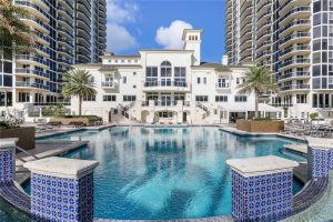 Green Diamond Miami Beach luxury oceanfront condo tower