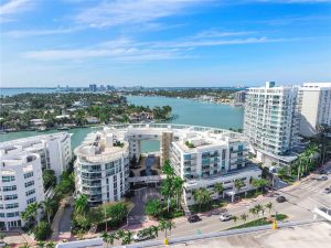 Peloro Miami Beach luxury waterfront exterior and glass facade