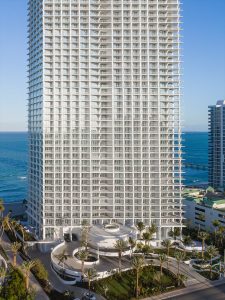 The modern architectural silhouette of Jade Signature Sunny Isles Beach overlooking the ocean